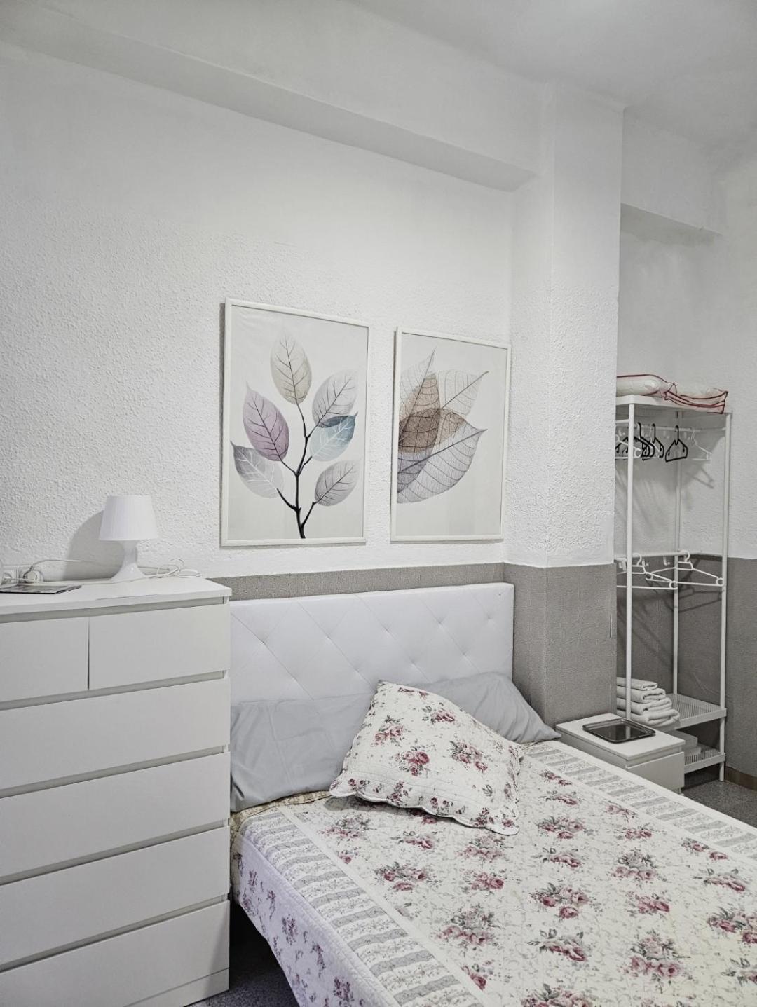 Habitacion En Casa De Familia "Valenciabonita" Exteriör bild